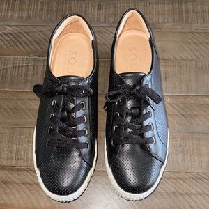 Naturalizer Black Perforated Sneakers